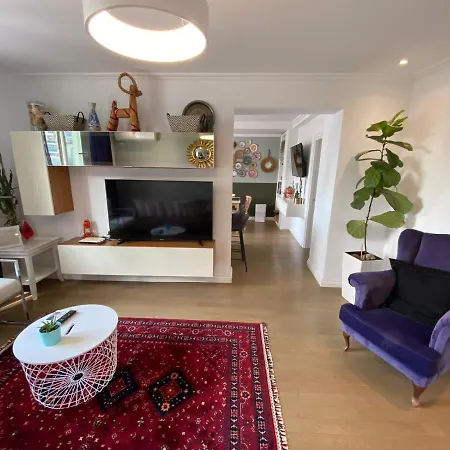 شقة Cozy & Stylish تيرانا